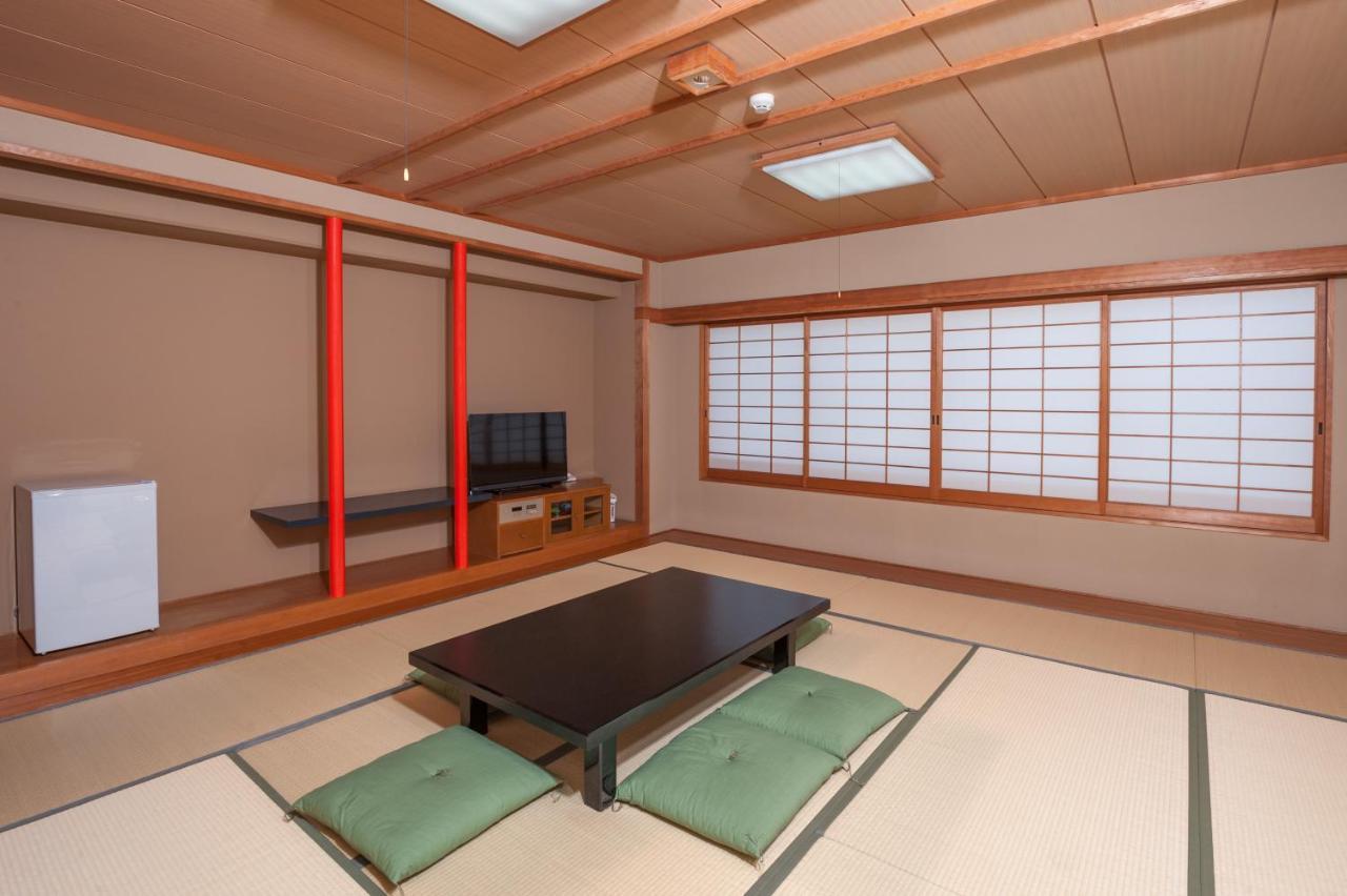 Hotel Kinsuien Saiki Bagian luar foto