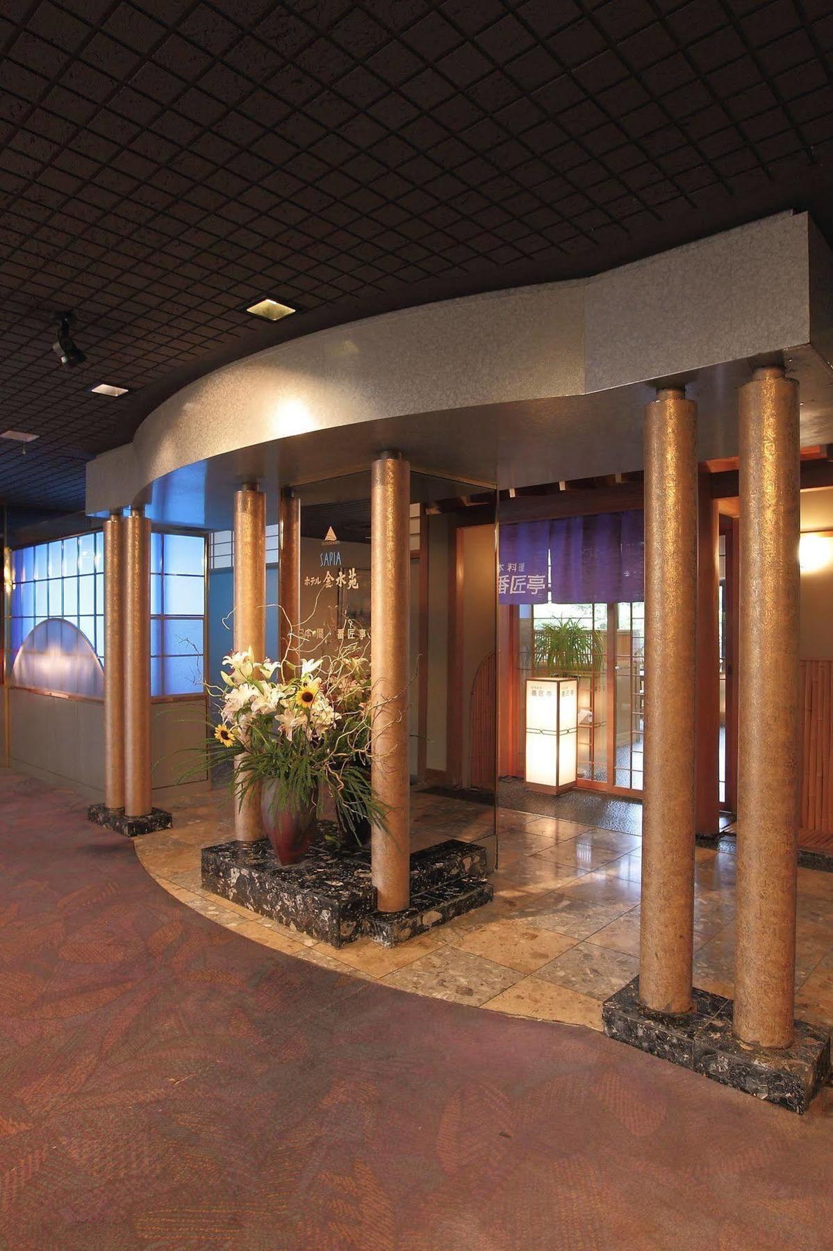 Hotel Kinsuien Saiki Bagian luar foto